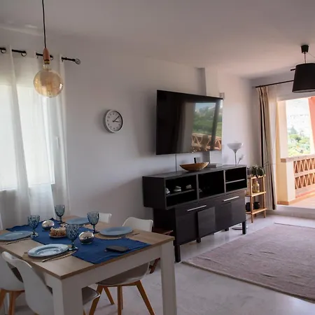 Διαμέρισμα Hill View With Fresh Renovation Benalmádena
